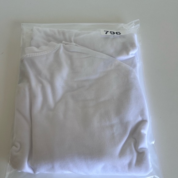 Sweaty Betty London Women’s Mellow Asymmetrical Top - Picture 16 of 16